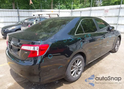 2012 Toyota Camry Le z USA, uszkodzony, nr VIN 4T1BF1FK4CU004051